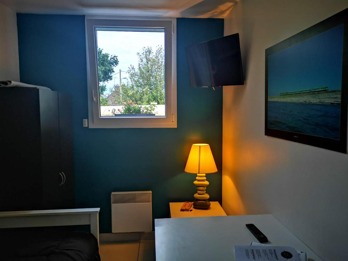 Appartements De L'Auberge Du Chemin De Fer Lanester Exteriör bild