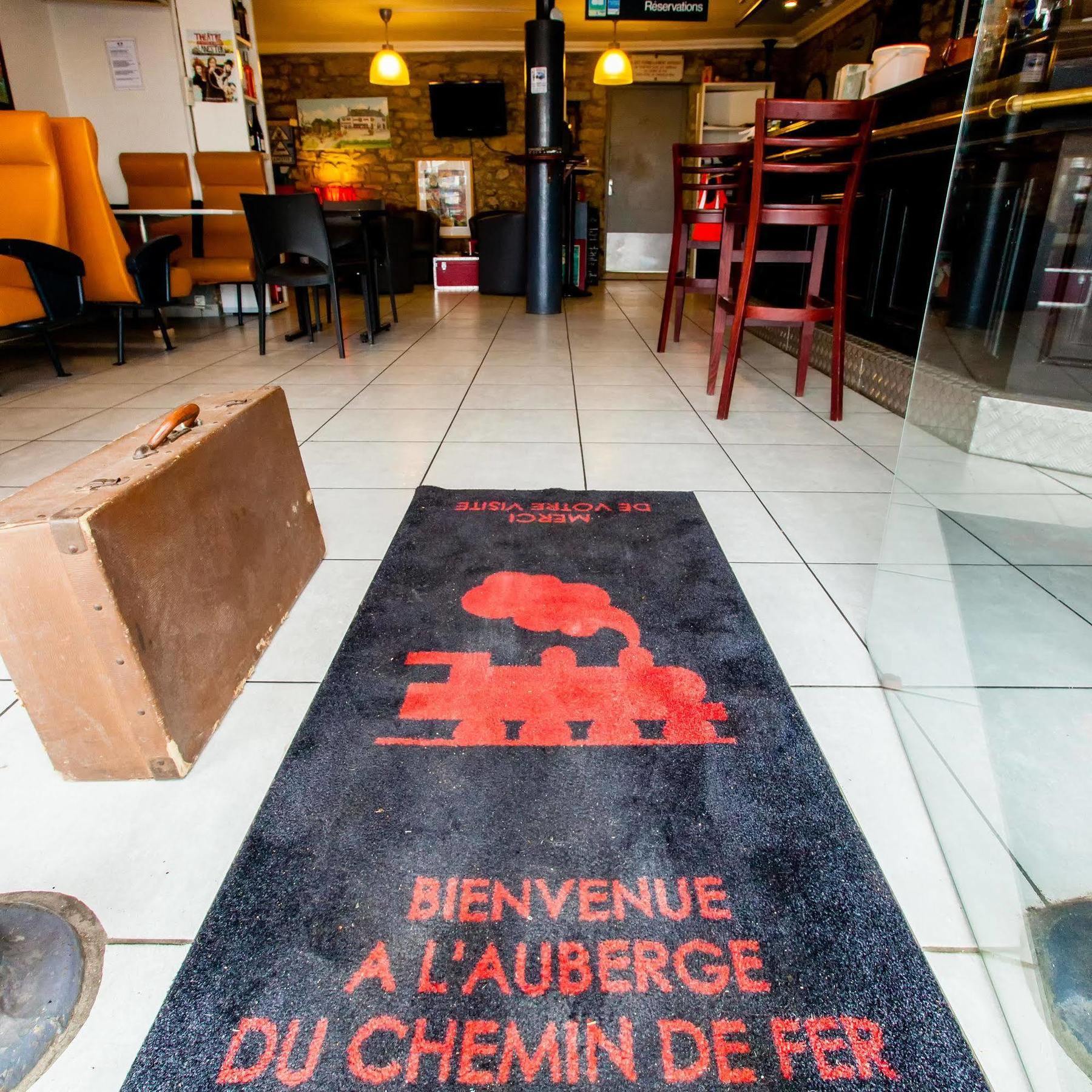 Appartements De L'Auberge Du Chemin De Fer Lanester Exteriör bild